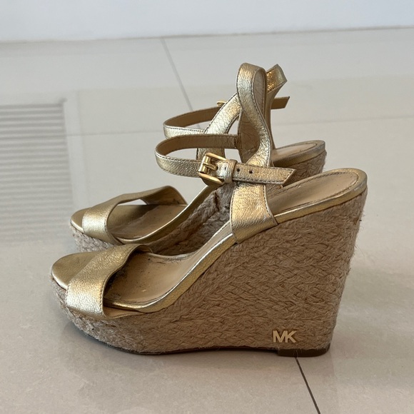 Michael Kors Metallic Gold Wedge Sandals - Picture 3 of 11